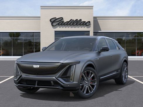 New 2026 Cadillac Lyriq V image 6