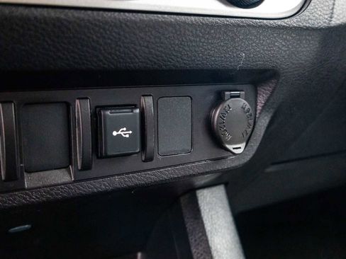 Used 2021 Toyota Tacoma SR5 RWD image 37