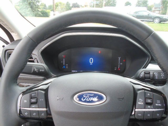 Used 2023 Ford Escape Active AWD/4WD image 17