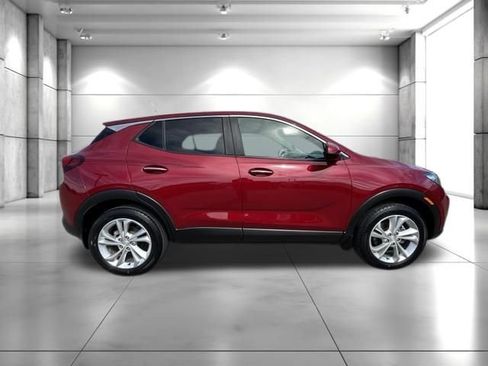 Used 2021 Buick Encore GX Preferred w/ Cold Weather Comfort Package AWD/4WD image 9