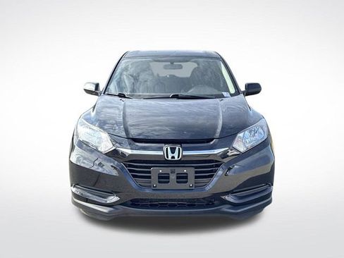 Used 2018 Honda HR-V LX image 8