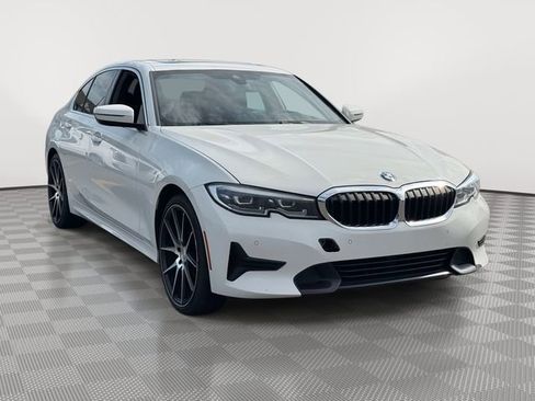 Used 2021 BMW 330i xDrive Sedan w/ Premium Package AWD/4WD image 4