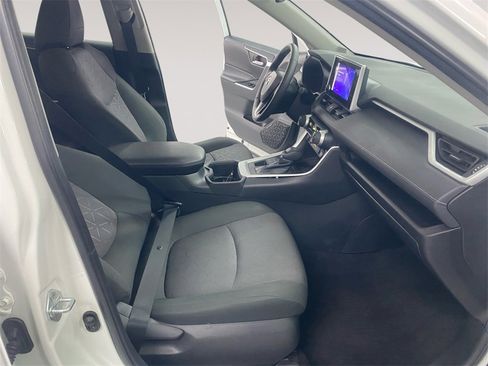 Used 2023 Toyota RAV4 XLE image 15