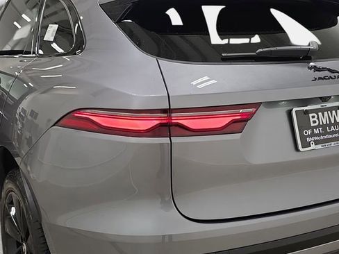 Used 2024 Jaguar F-PACE R-Dynamic S image 34