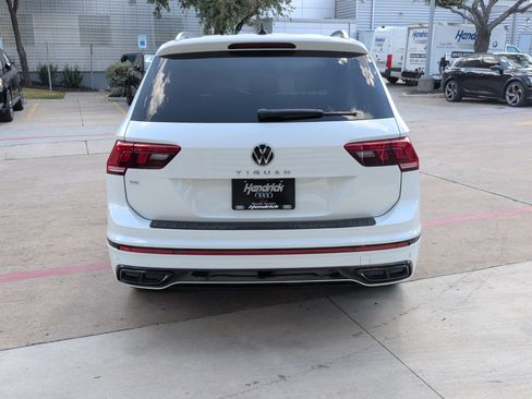 Used 2023 Volkswagen Tiguan SE R-Line FWD image 38