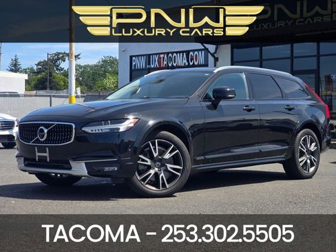 Used 2017 Volvo V90 T6 Cross Country AWD/4WD image 1