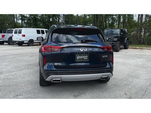 Used 2020 INFINITI QX50 Luxe w/ Navigation Package FWD image 7