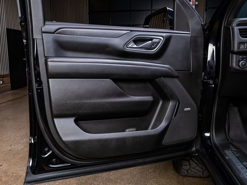 Used 2023 Chevrolet Tahoe RST w/ Sport Performance Package image 36