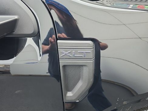 New 2025 Ford Maverick XLT w/ XLT Luxury Package image 5