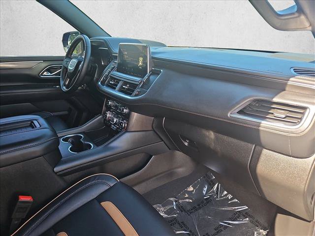 Used 2024 GMC Yukon AT4 w/ Technology Package AWD/4WD image 24