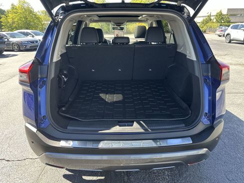 Certified 2023 Nissan Rogue SL w/ SL Premium Package image 33