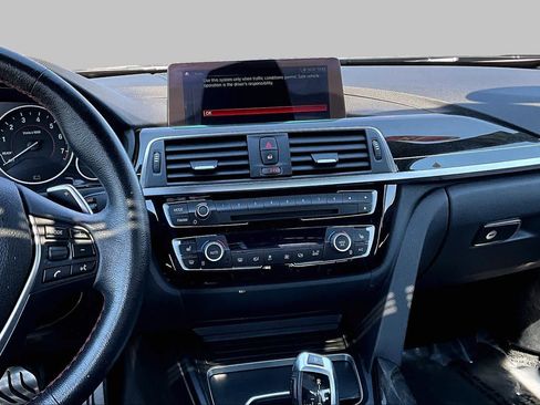 Used 2018 BMW 330e w/ Premium Package RWD image 6