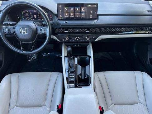 Used 2024 Honda Accord EX-L image 16