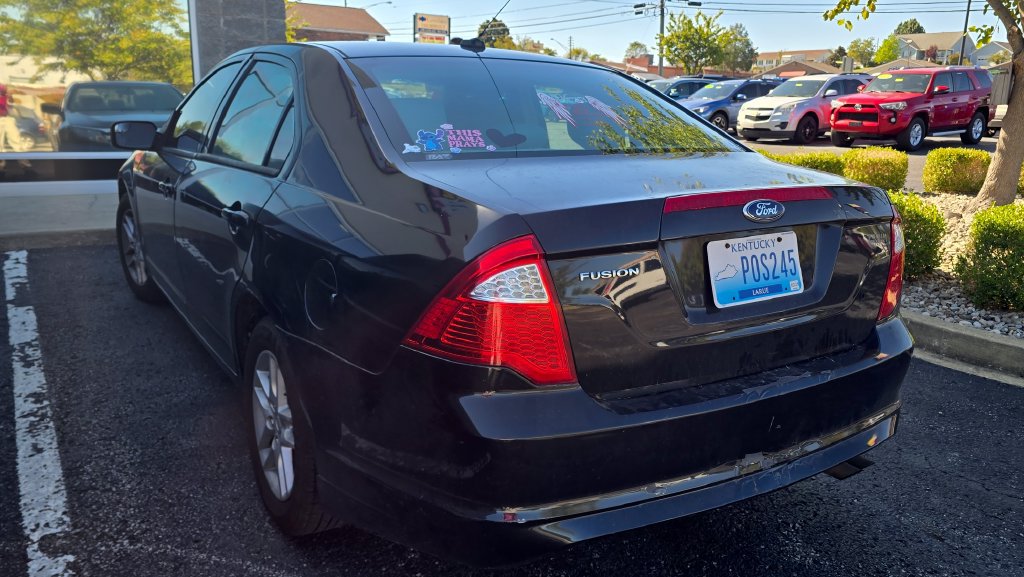 Used 2012 Ford Fusion S FWD image 5
