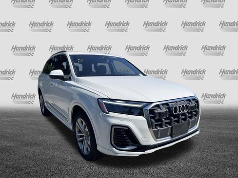 Used 2025 Audi Q7 3.0T Premium Plus w/ Premium Plus Package AWD/4WD image 2