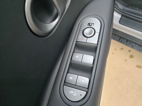 New 2026 Hyundai Ioniq 5 SE image 21