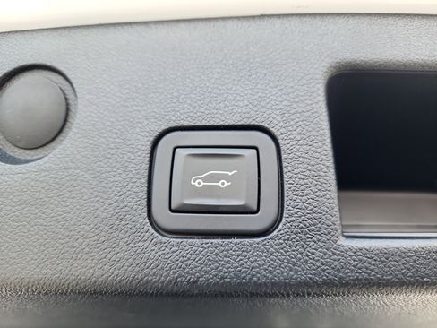 Certified 2025 Chevrolet Equinox ACTIV w/ Safety and Technology Package image 33