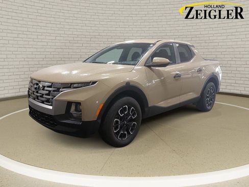 Certified 2023 Hyundai Santa Cruz SE AWD/4WD image 1
