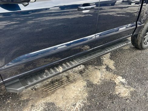 Used 2025 Ford F150 Lariat image 11