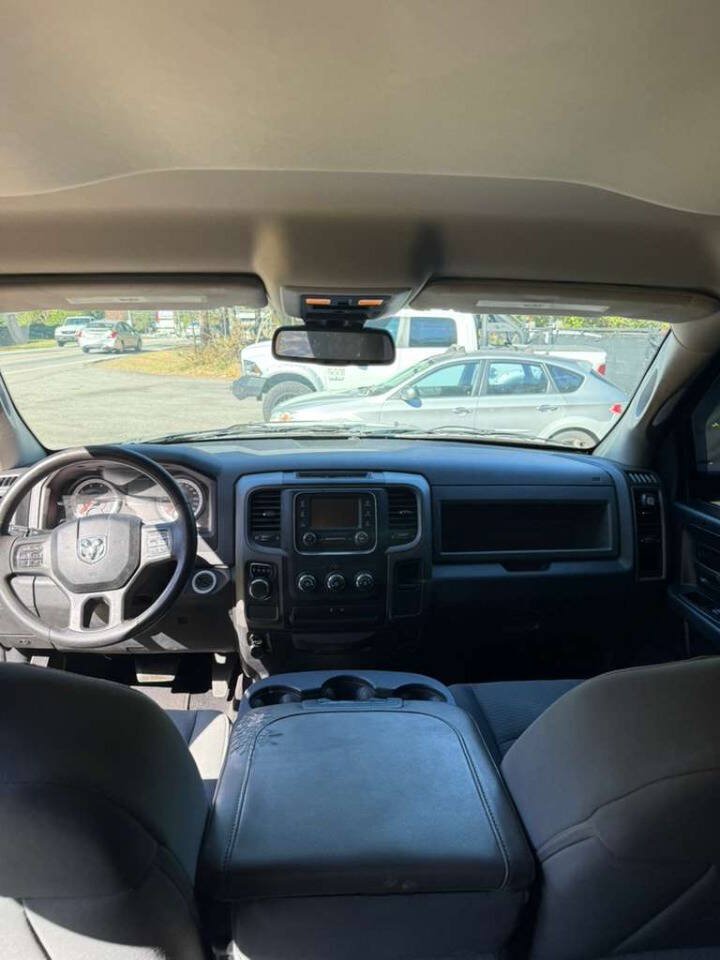 Used 2014 RAM 1500 Express RWD image 12