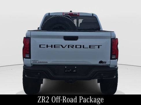 Used 2024 Chevrolet Colorado ZR2 w/ ZR2 Bison Edition image 7