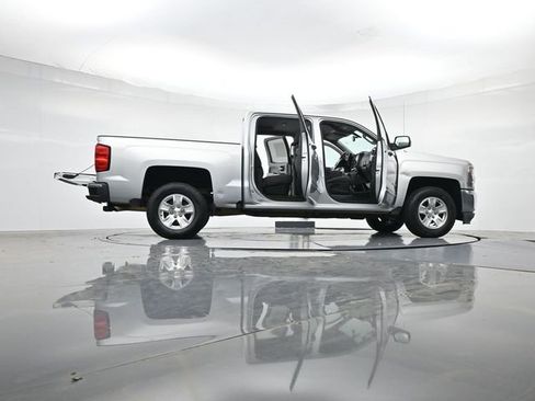 Used 2018 Chevrolet Silverado 1500 LT RWD image 56
