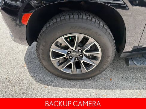 Used 2021 Chevrolet Tahoe Z71 AWD/4WD image 12