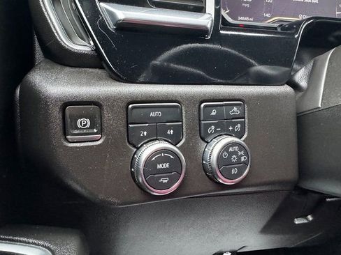 Certified 2024 GMC Sierra 1500 SLT image 8