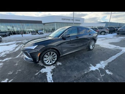 Certified 2024 Buick Envista Avenir image 4