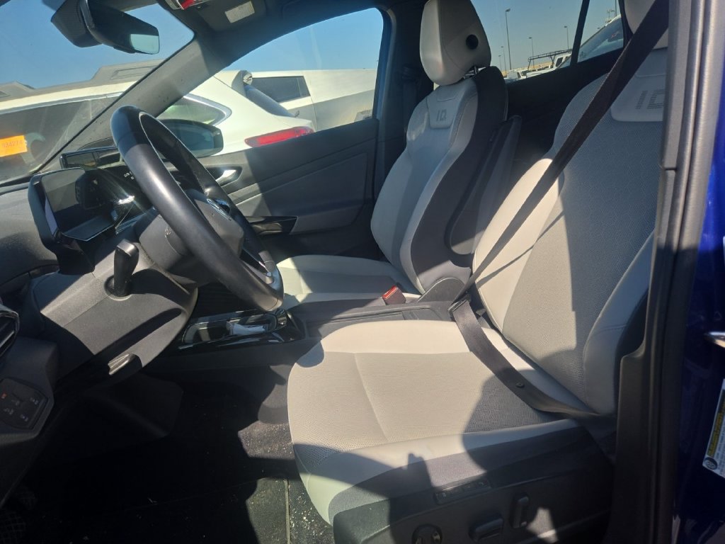 Used 2021 Volkswagen ID.4 Pro S RWD image 3