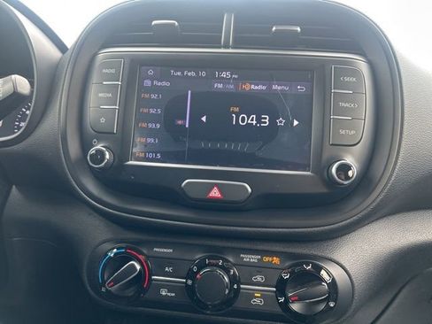 Used 2022 Kia Soul LX w/ Technology Package image 9