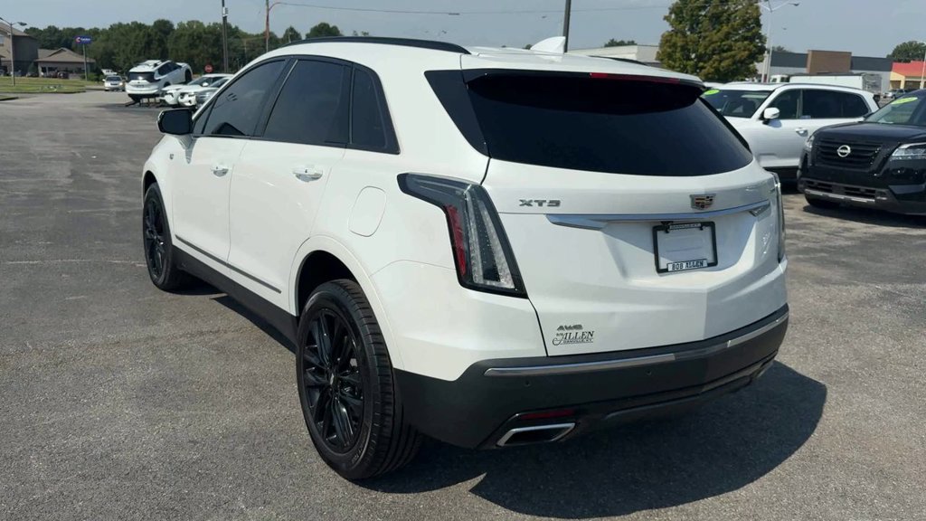 Used 2021 Cadillac XT5 Sportv w/ LPO, Floor Liner Package AWD/4WD image 5