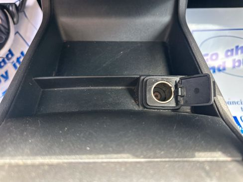 Used 2013 Ford Fusion SE FWD image 15