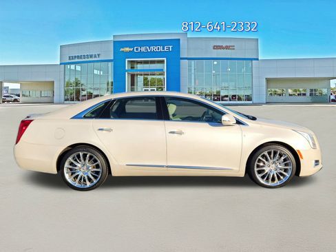 Used 2013 Cadillac XTS Platinum image 8