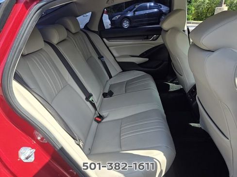 Used 2021 Honda Accord Touring image 17