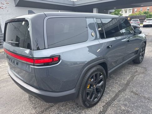 Used 2026 Rivian R1S Premium AWD/4WD image 7