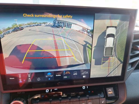 Used 2025 Toyota Tundra SR5 image 22