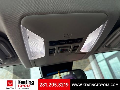 Used 2023 Toyota RAV4 XLE w/ Convenience Package FWD image 12