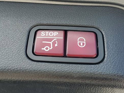 Used 2018 Mercedes-Benz GLE 350 image 13