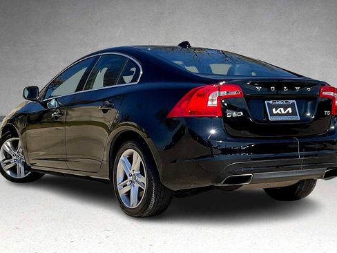 Used 2015 Volvo S60 T5 Premier image 4