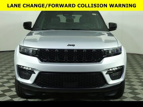 New 2025 Jeep Grand Cherokee Limited image 9