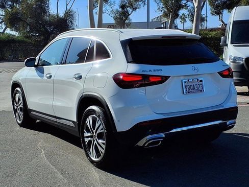 Used 2025 Mercedes-Benz GLA 250 4MATIC image 21