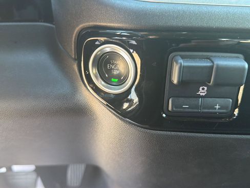 Used 2025 Chevrolet Silverado 1500 LT w/ Work Truck Package AWD/4WD image 28