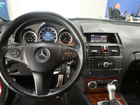 Used 2009 Mercedes-Benz C 300 4MATIC Sedan image 9