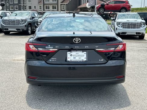 Used 2025 Toyota Camry LE AWD/4WD image 6