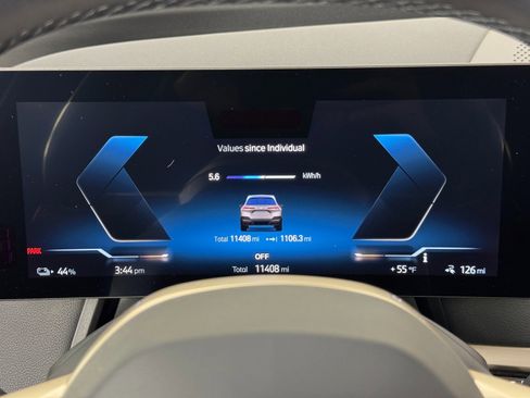 Used 2022 BMW iX xDrive50 w/ Premium Package image 20