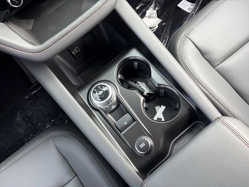 New 2026 Ford Explorer Active w/ Active Comfort Package image 37