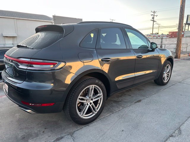 Used 2021 Porsche Macan AWD/4WD image 22