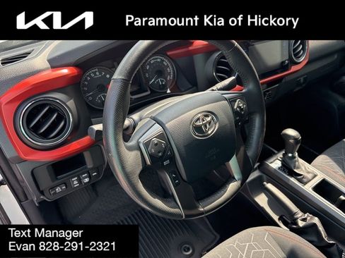 Used 2017 Toyota Tacoma TRD Sport w/ Tow Package RWD image 21