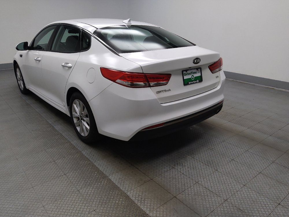 Used 2017 Kia Optima EX FWD image 5
